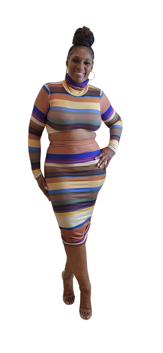 Alicia Set (model is wearing a medium)